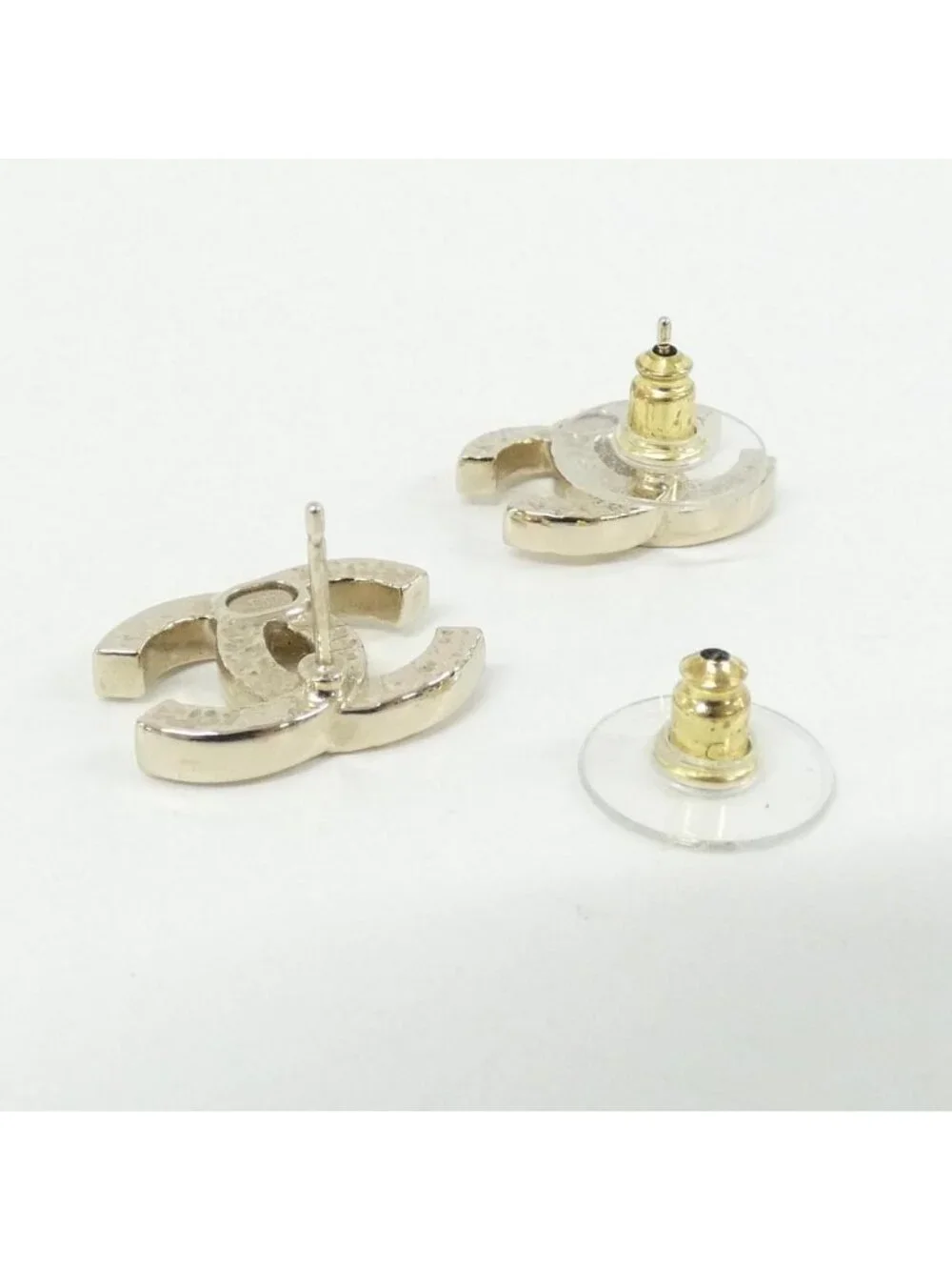 Chanel Earrings Gold